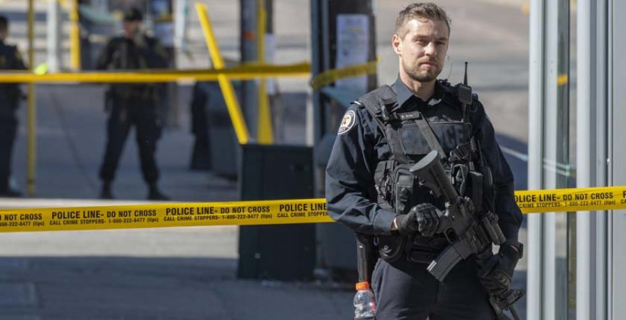 Ascienden a tres las personas fallecidas en el tiroteo de Toronto