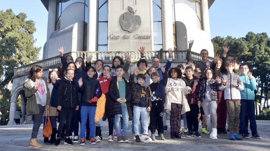 Niños del José Cornide suman la visita 4.000.000 a la Casa de las Ciencias