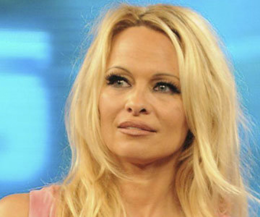 Pamela Anderson alerta de los “efectos corrosivos” del porno