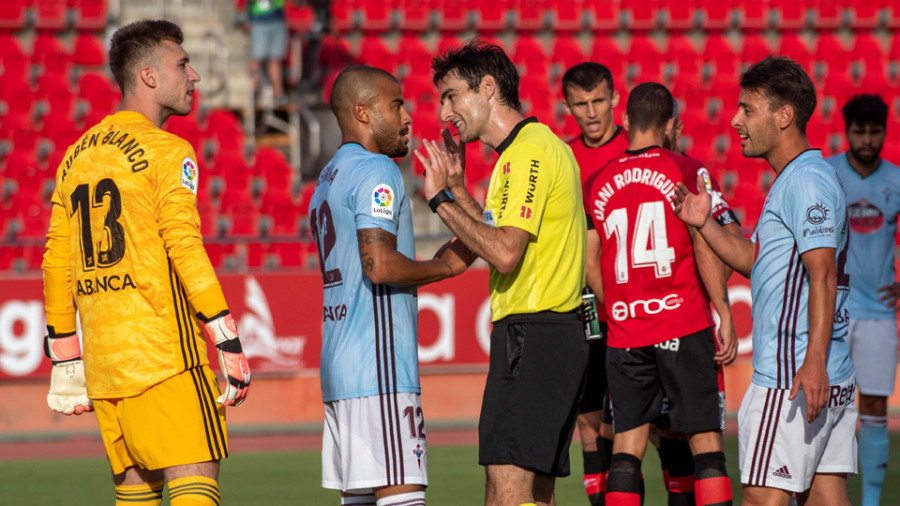 El Mallorca encuentra en la defensa del Celta un chollo