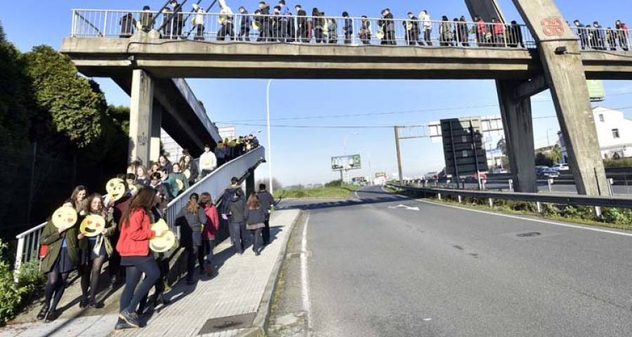 Los escolares coruñeses reclaman la paz