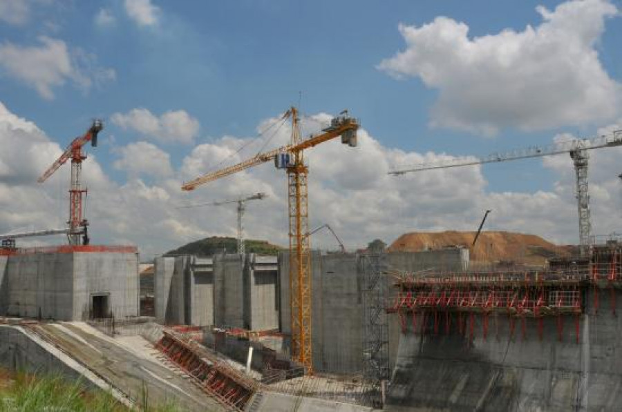 La CE ha aceptado ser mediador en el conflicto de Sacyr en el Canal de Panamá