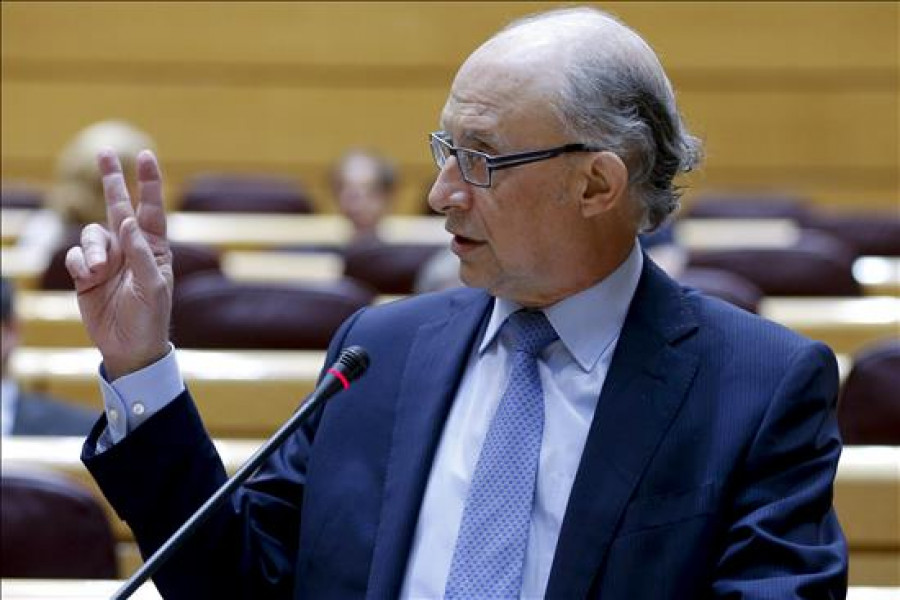 Montoro afirma que "la ley de mecenazgo vendrá dentro de la reforma tributaria"