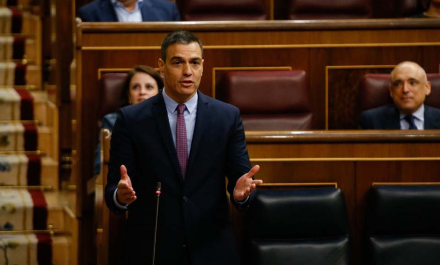 El Gobierno y el PP se acusan de usar “los fallecidos” por el virus como argumento político