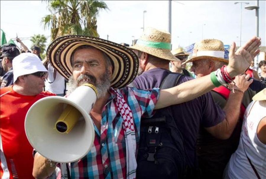 Una firma sueca retira una camiseta sobre Sánchez Gordillo y pide disculpas