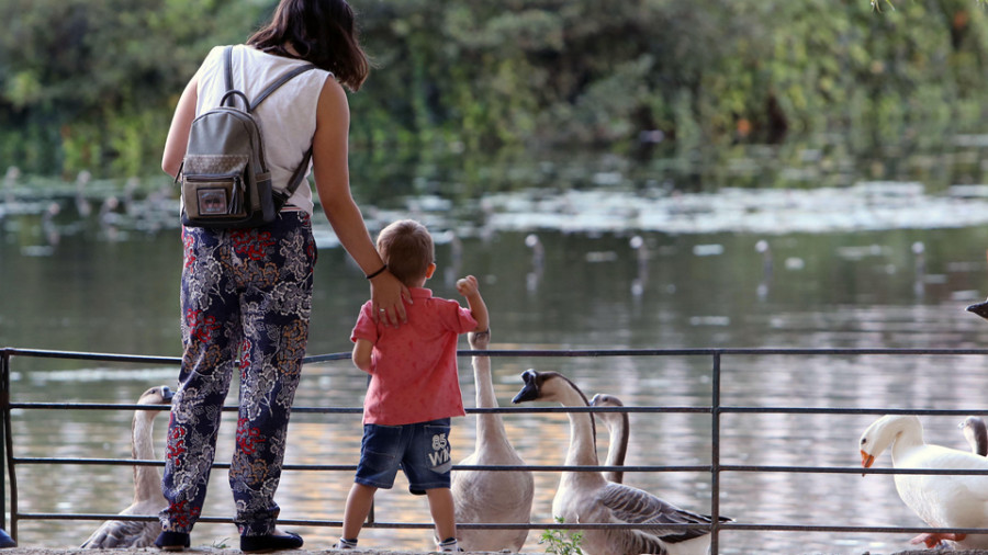 Sanidad descarta permitir que los niños tengan un permiso especial para salir a la calle