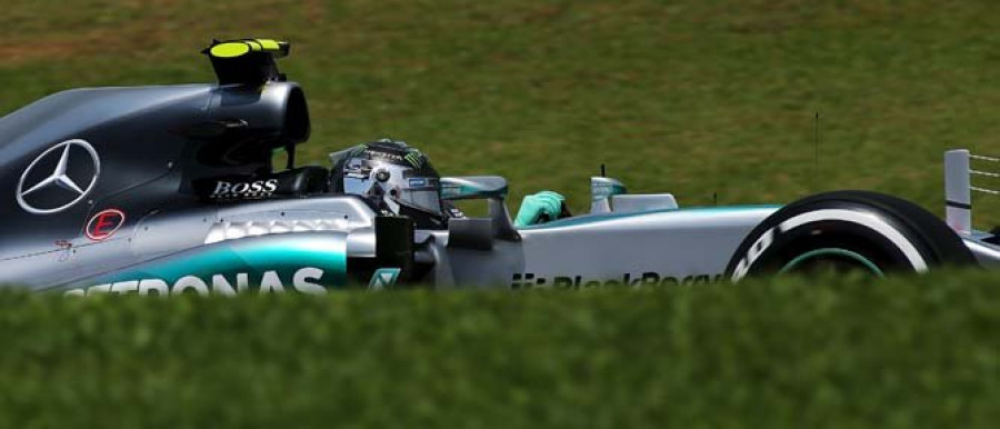 Rosberg se lleva la pole  y Alonso arrancará último