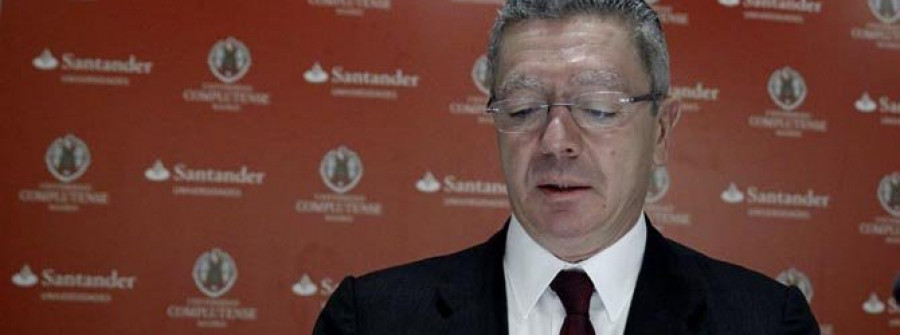 Gallardón anuncia su dimisión como ministro de Justicia