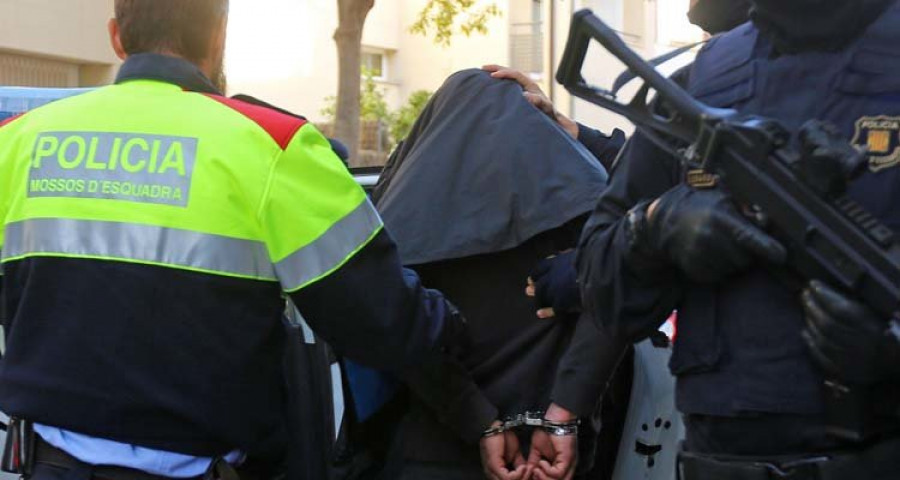 Detienen en Barcelona a dos yihadistas que incitaban a cometer atentados desde 2012