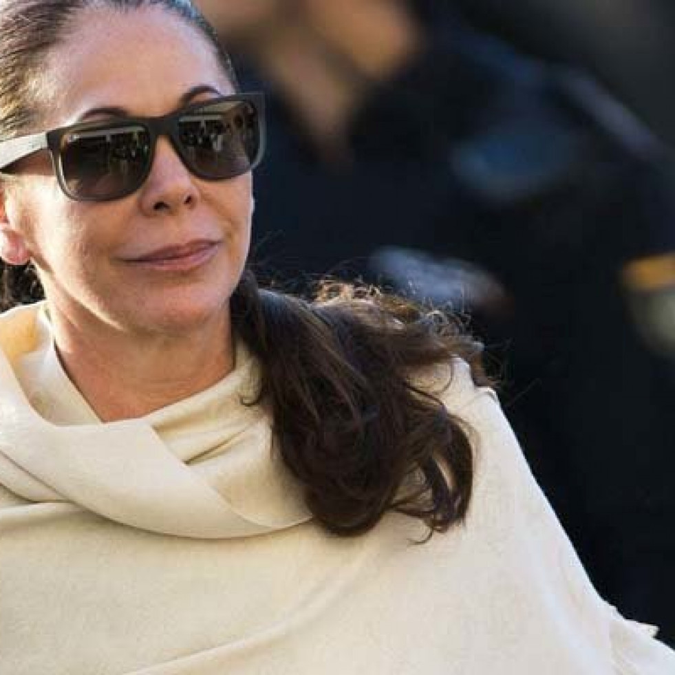 Isabel Pantoja, Bertín Osborne y Arda Turan entran en la lista de morosos con Hacienda