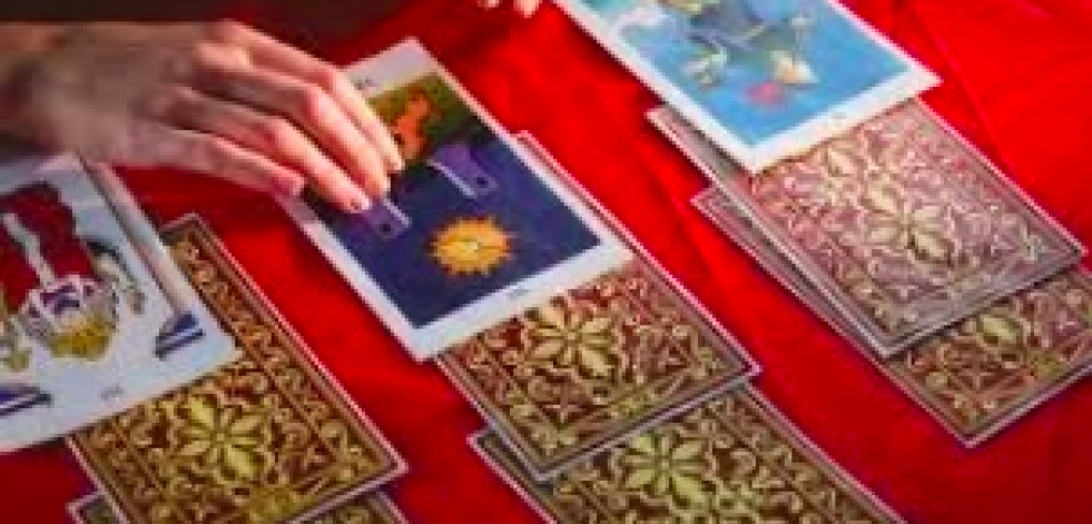 Mejor tarot telefónico bueno, económico y fiable que da fechas