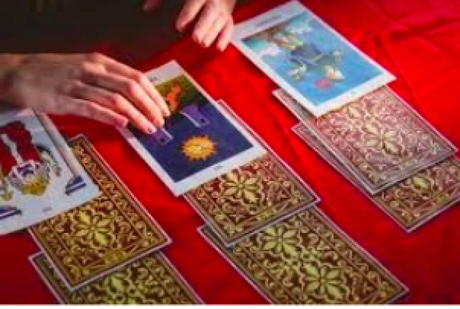 Mejor tarot telefónico bueno, económico y fiable que da fechas