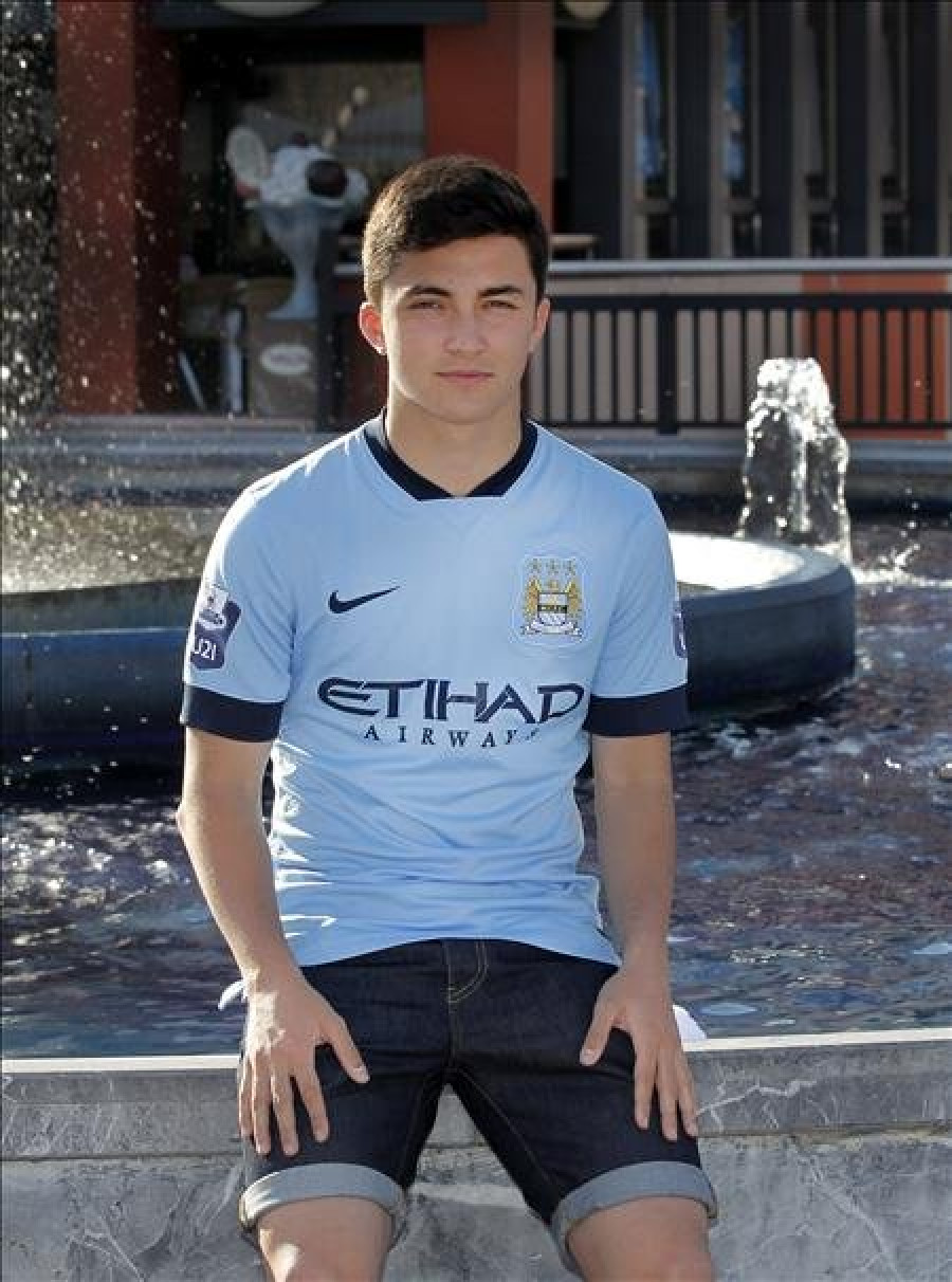 Manu García, el sueño de un niño de Oviedo que debuta en el Manchester City