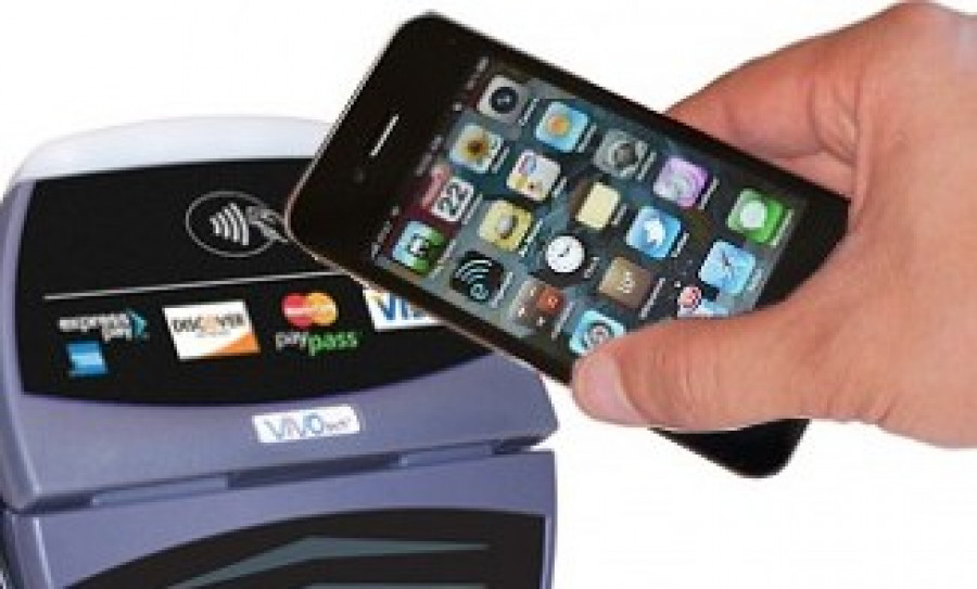 Primeros pasos para impulsar el pago con el móvil (NFC)