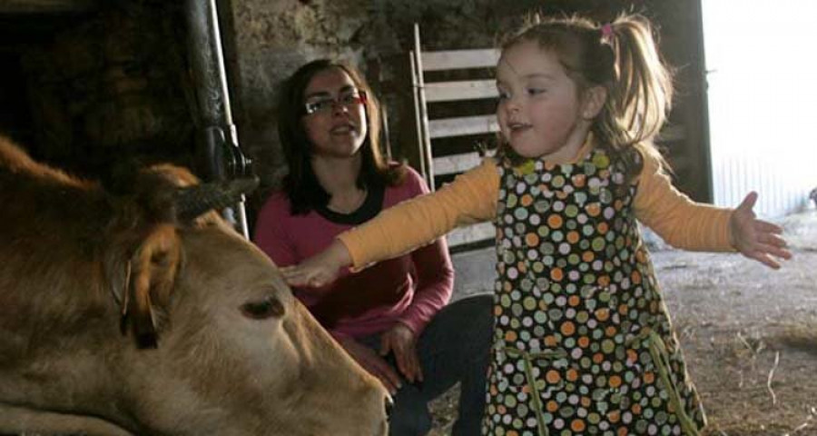 La atención a los niños en casa y el acceso a los bancos centra el primer plan contra la despoblación