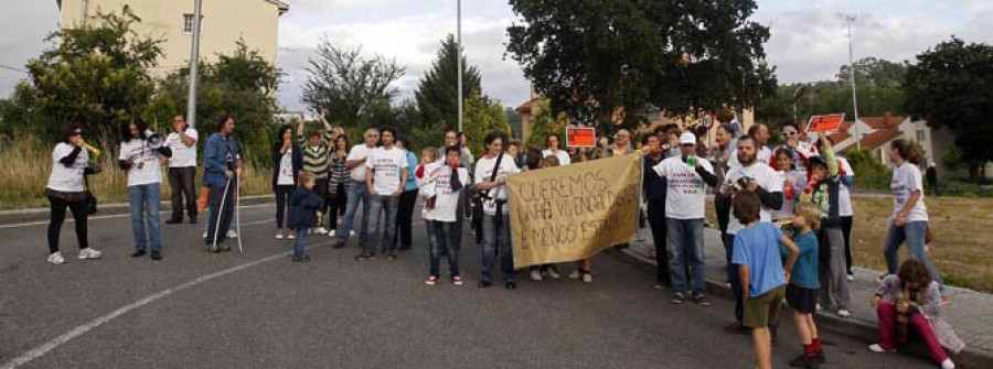 Los vecinos de Mesón da Auga consideran insuficiente el plan de mejora para sus viviendas