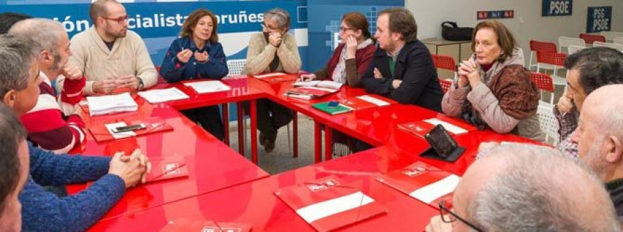 El PSOE visitará en los próximos días a 300 comercios de la ciudad
