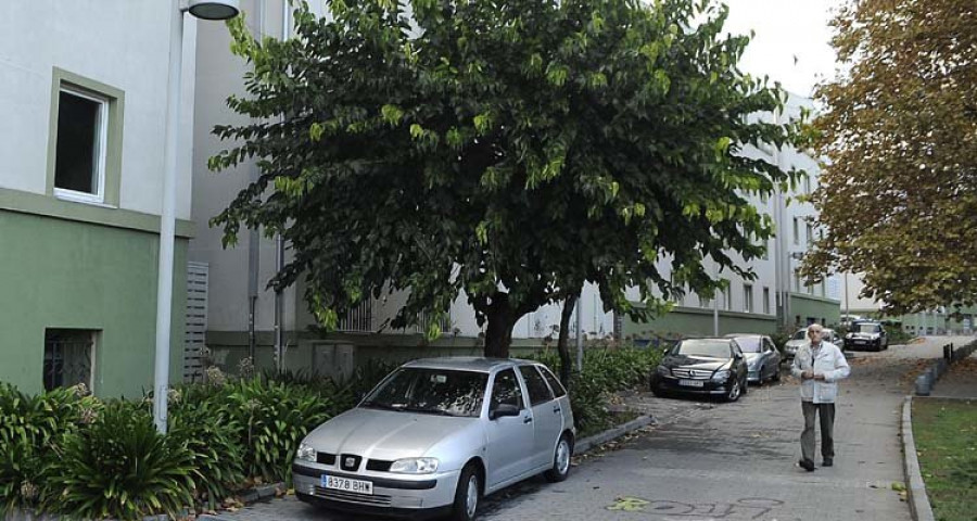 Vecinos de Labañou denuncian una plaga de ratas que amenaza sus casas