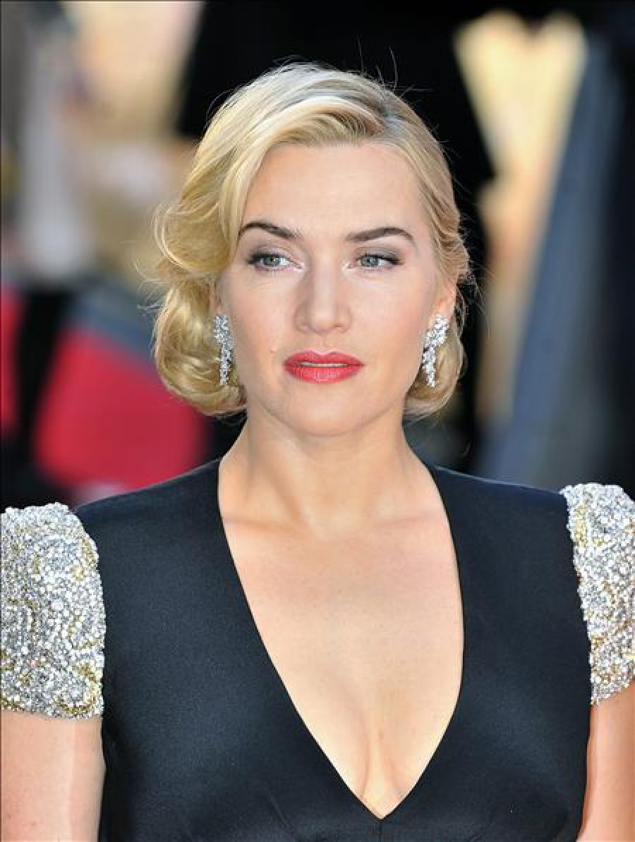 La actriz Kate Winslet se casa por tercera vez ante sus hijos y DiCaprio