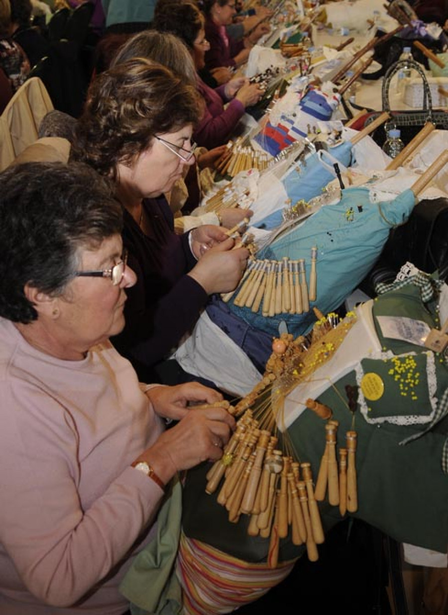 El Día de la Mujer reunirá en Betanzos a medio millar de expertas en labores artesanales