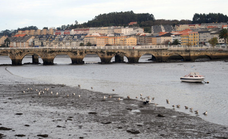 Un informe apunta al Estado para compensar por el dragado de la ría do Burgo