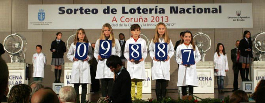 A Coruña lleva la suerte hasta Almendralejo