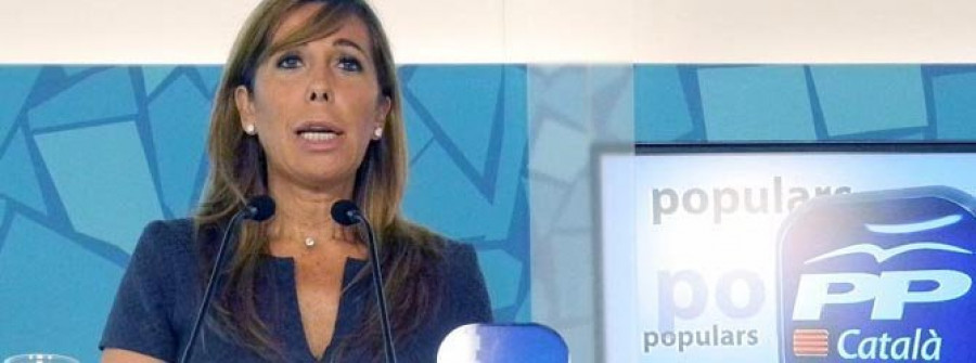 S.Camacho: Rajoy hará cambios importantes y reforzará el papel de Cospedal