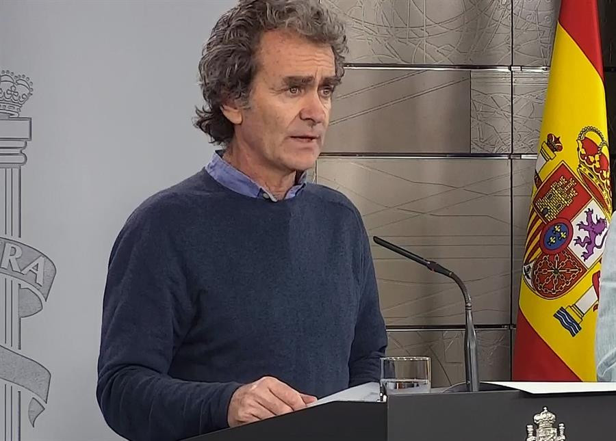 Simón expone varias "medidas que están sobre la mesa"