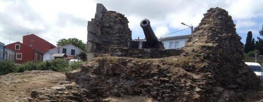 Sada comienza los trabajos de consolidación de las antiguas paredes del castillo de Fontán