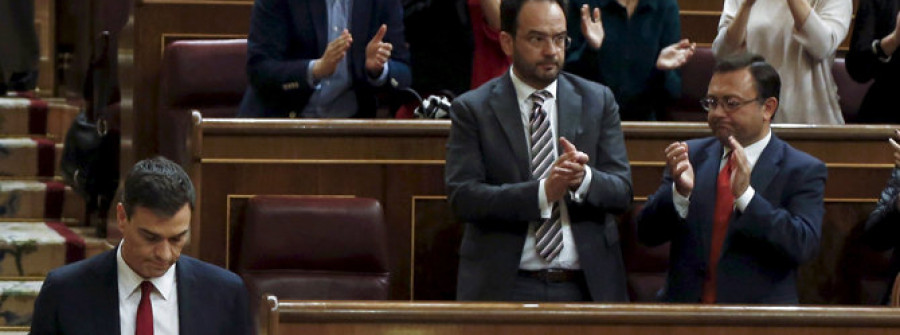Sánchez es el primer candidato a La Moncloa que no logra ser investido