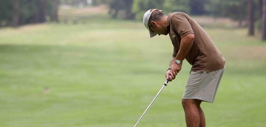 El Club de Golf de La Zapateira acoge mañana un torneo benéfico a favor de la Cocina Económica