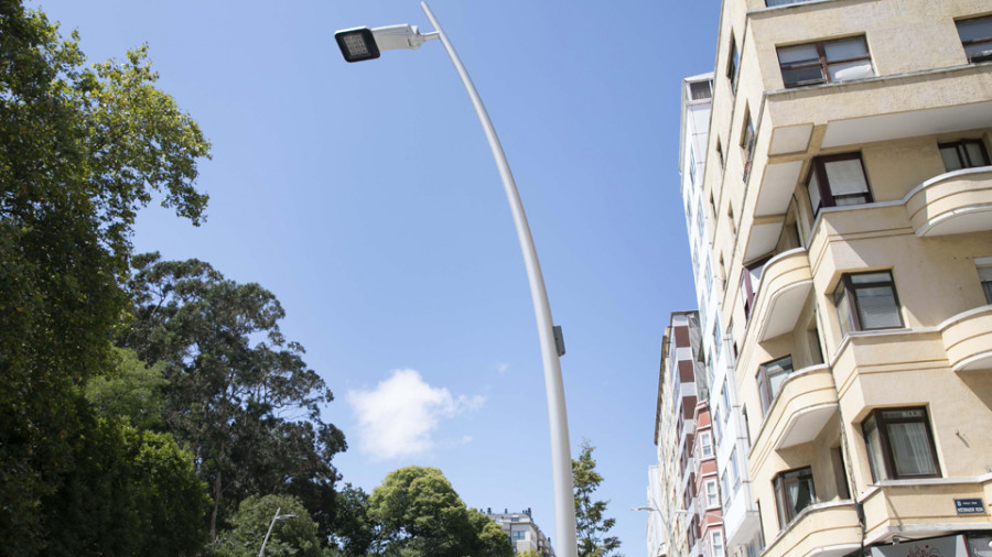 La calle del Palomar estrena un sistema de iluminación inteligente