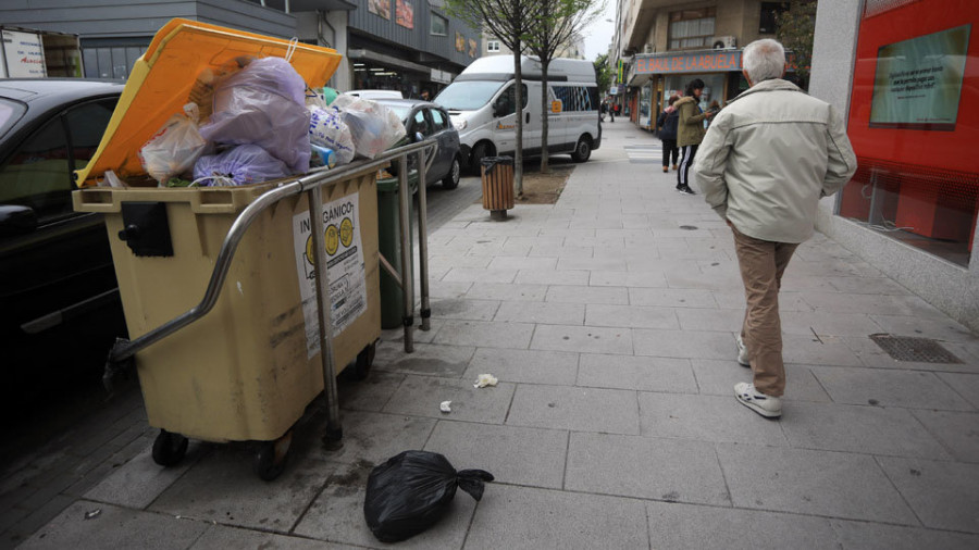 El Ayuntamiento elige Sogama para enviar la basura acumulada en Nostián