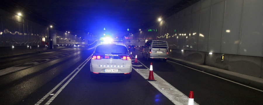 Las filtraciones obligan a cerrar el túnel de María Pita