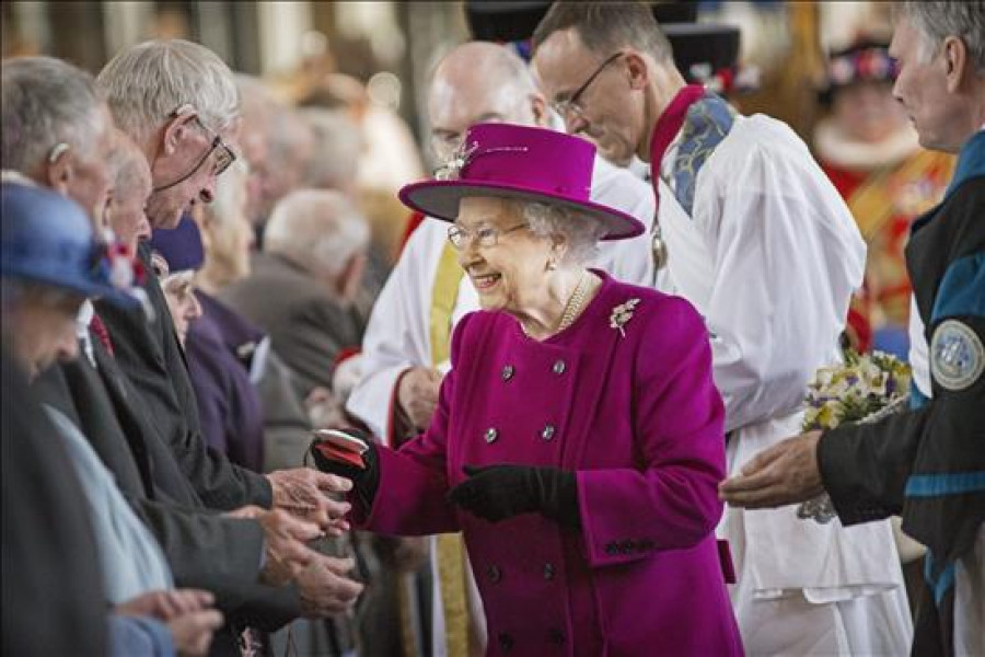 Salvas de cañón para festejar el 88 cumpleaños de Isabel II