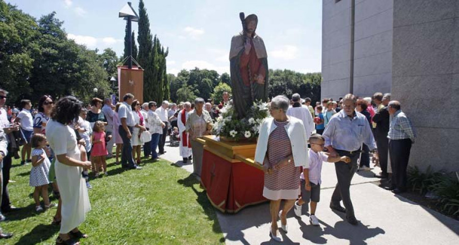 Arteixo vive su día grande con la multitudinaria procesión del Apóstol