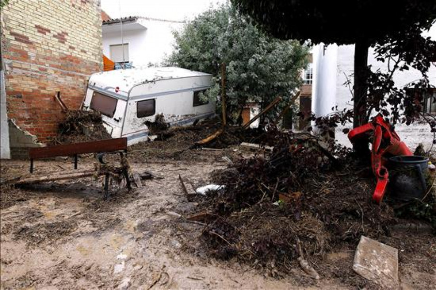 Continúa la búsqueda de los dos desaparecidos por el temporal en Andalucía
