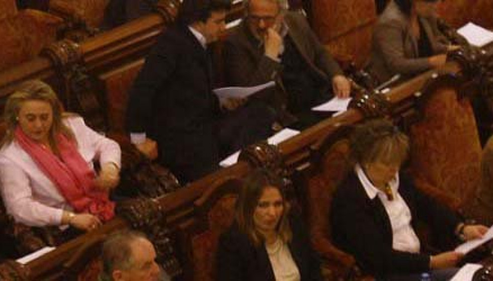 El PP y el PSOE aprueban la anulación del nuevo calendario fiscal establecido por la Marea