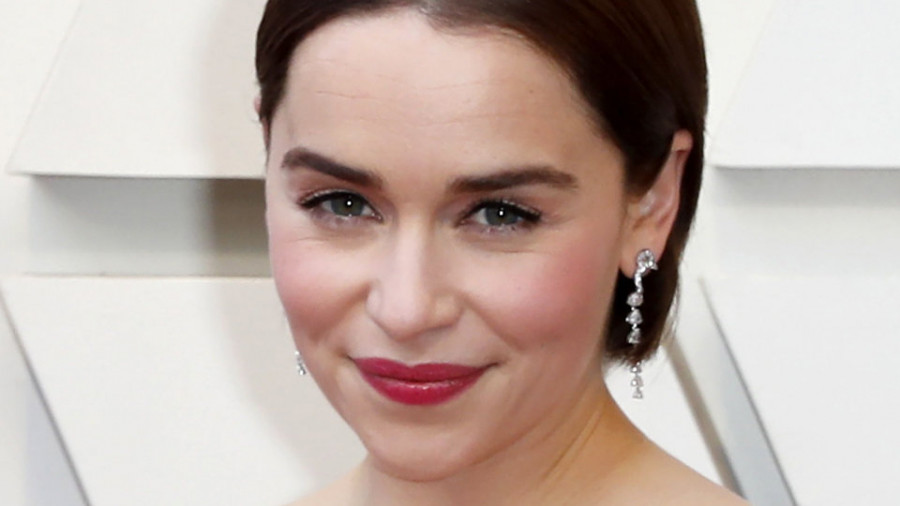 Emilia Clarke sufrió dos aneurismas mientras rodaba “Juego de Tronos”