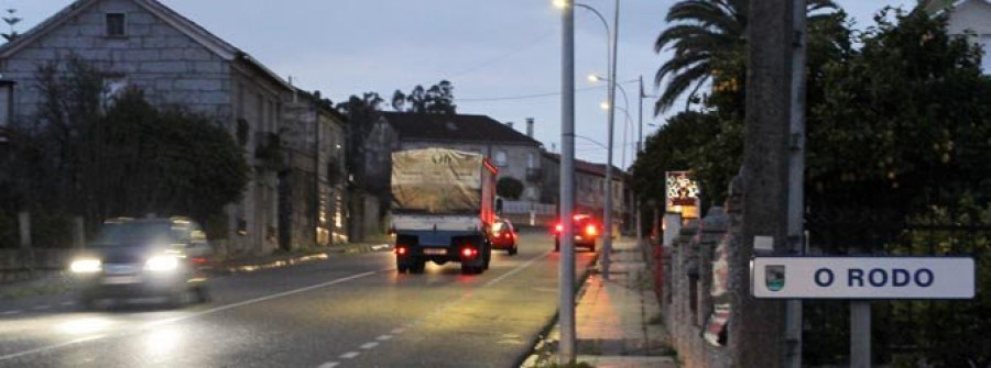 Unos encapuchados asaltan la casa de un constructor en Vilanova y maniatan a toda su familia