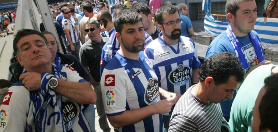 Cortes de tráfico en A Coruña y desvíos de los autobuses por el Día de las Peñas del Deportivo