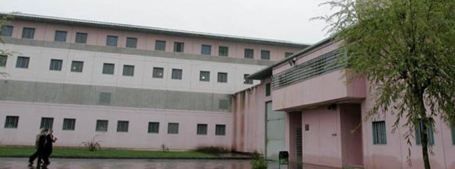 La ocupación de la prisión de Teixeiro retrocede al nivel de sus comienzos