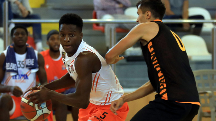 El Basquet Coruña suma ante Oviedo una nueva victoria