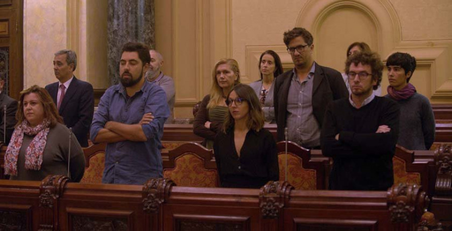 El PP y el PSOE insisten en la necesidad de cesar a Varela y Lema