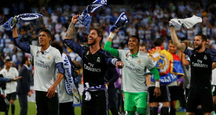 El Real Madrid conquista La Rosaleda y su trigésimo tercera Liga