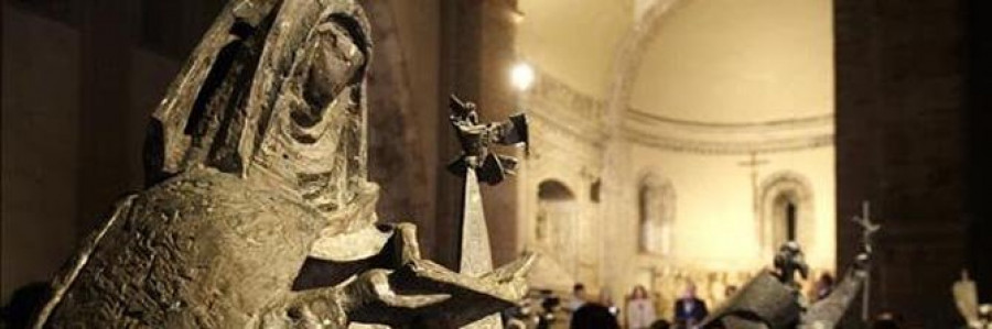 Venancio Blanco sorprende con su última obra "Cristo vuelve al Padre" en Las Edades
