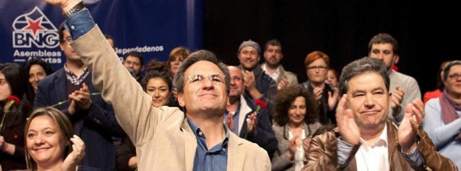 El BNG llena en Pontevedra y avisa de que van de frente contra el PP
