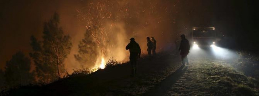 Se elevan a 14 los imputados por incendios forestales en Galicia este año
