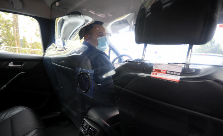 El 092 sancionó a ocho taxistas en un solo día por no llevar mascarilla dentro del vehículo