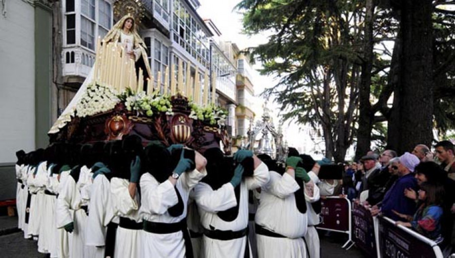 Las Angustias hace hoy el recorrido más largo de las procesiones de Ferrol